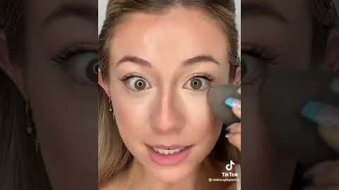 Smooth Under Eyes Makeup