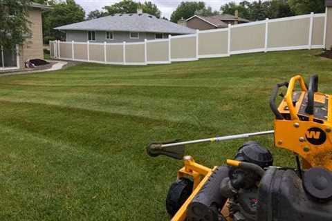 Lawn Mowing Services - How Much do They Cost? - SmartLiving - (888) 758-9103