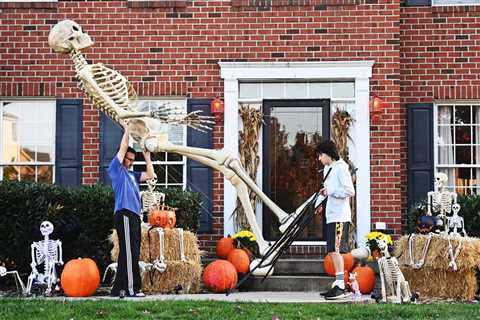 How To Decorate Your House for Halloween