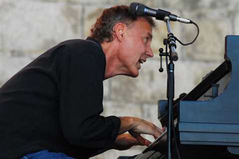 Bruce Hornsby Discusses His Adventurous Compositions and Collaborations on Nakedly Examined Music