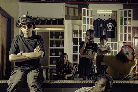 Dilaw knows a thing or two about keeping a band together